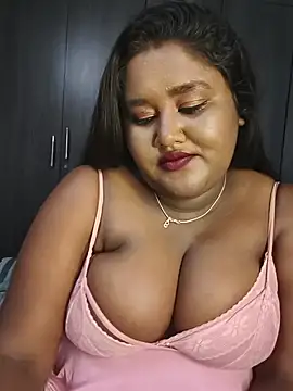horny_diana live