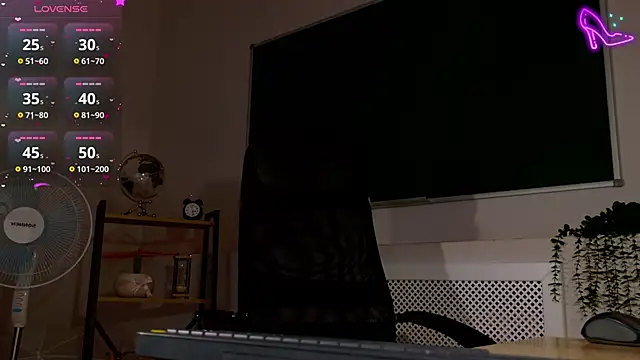 ClaireMathis live