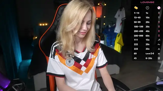 xkuxie live