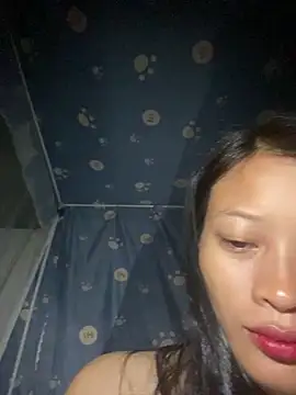 Linna-cute live