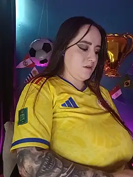 Lena_black_ live