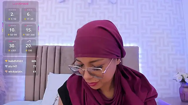 naishaa_ live