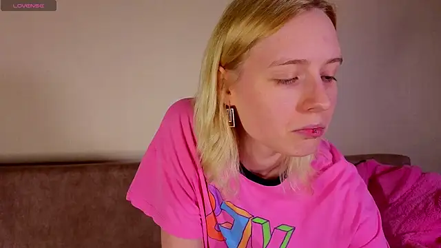 Crayzy_Luv live
