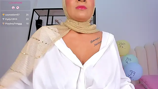 Amira-Zahra profile