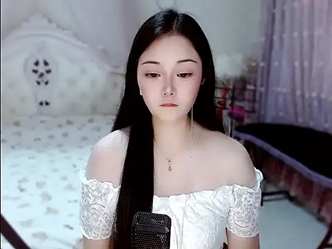 Amy-cnbaby live