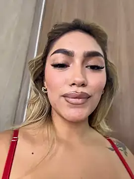 Maddy_Beluci live