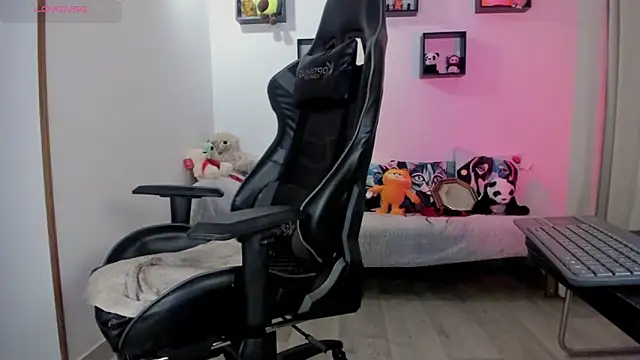 Biancastrongg profile
