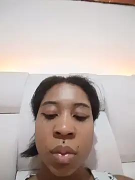 Zaira_Rose_ live