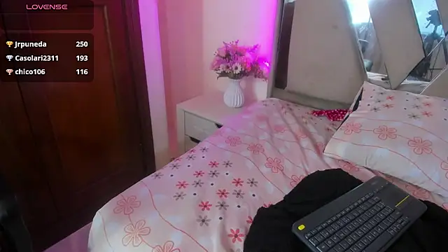casey_lorens live