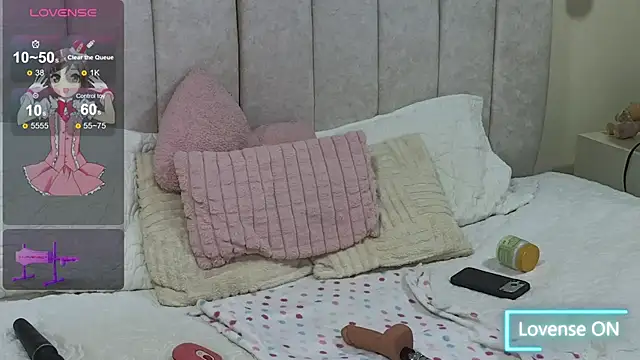 martinaroberts_ll live