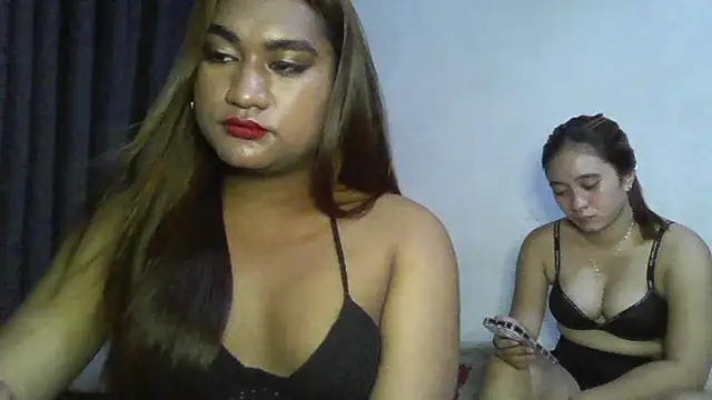 Elysia_Fox live