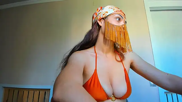_cleopattra_ live