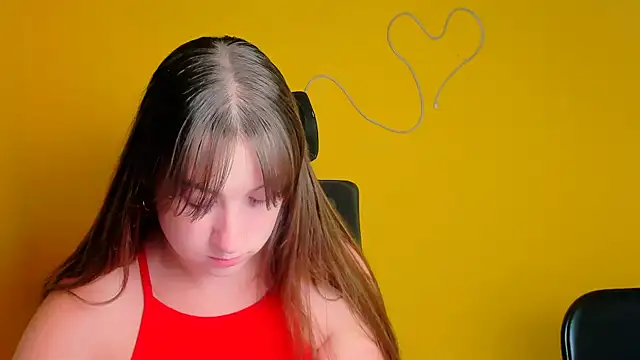 Tiffani_Angel live