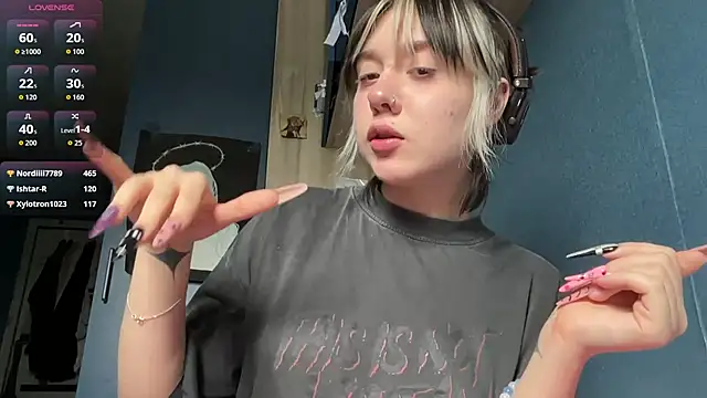 AueshaSimon profile