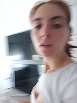 Honeygirl08 live