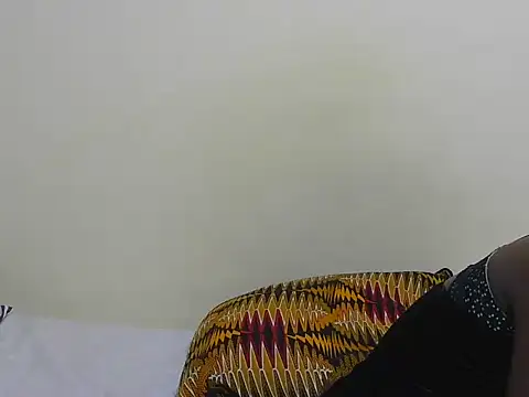 Arriana_ live