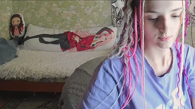 Cutie_Adelia live