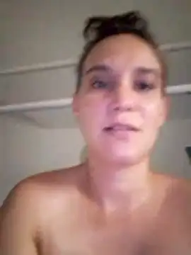 Maggie38 live
