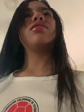 Lily_em live