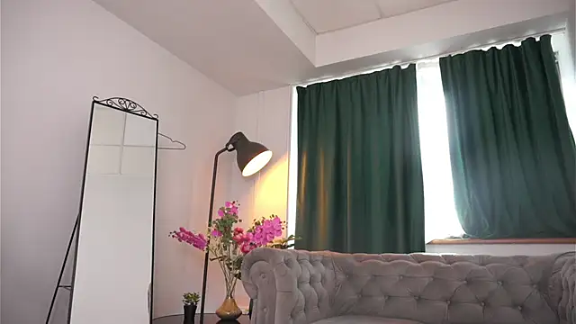 YaraCrave live