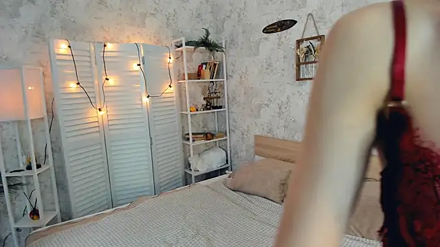 LianneBynon live