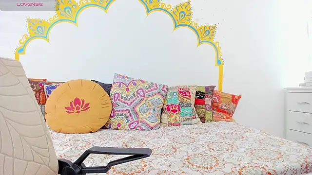 LadyNahir live