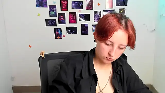 Dilara_Kiss_ live