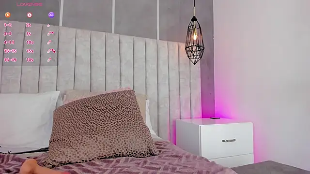 my_friends_mom live