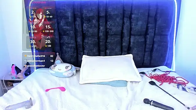 Aurora_Doll_ live