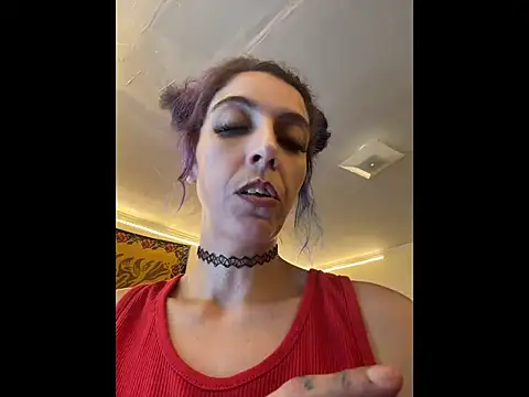 MegaTinyyy live
