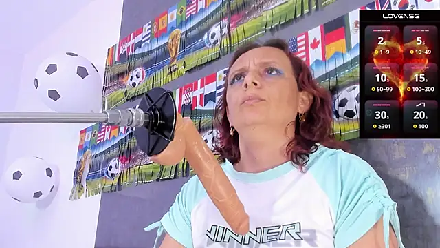 Issys_milf live