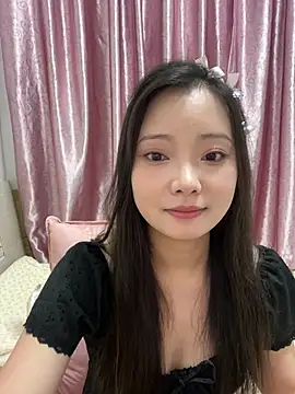 BIGBABYYEYE live