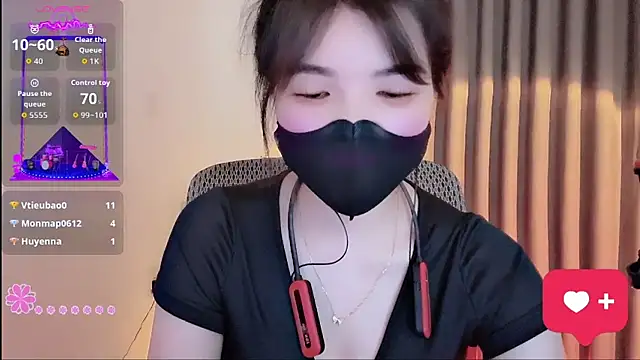 Caryln-Bun live