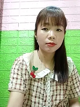 AmyLinee01 live
