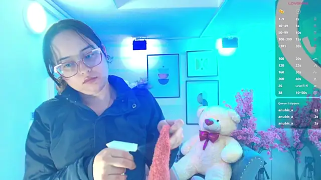 Shady_bug live