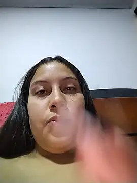 esmeralda_jadees live