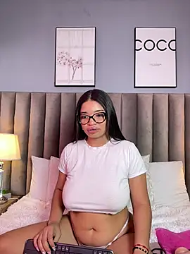 LilyFoox live