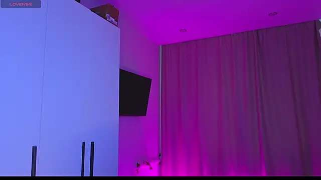 Betty__Davvis live