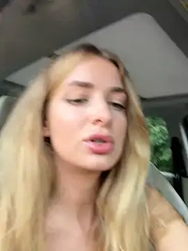 EvieEvans live