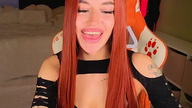 Regina_Amour live