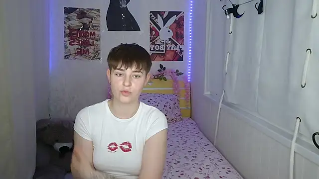 EmyHills profile