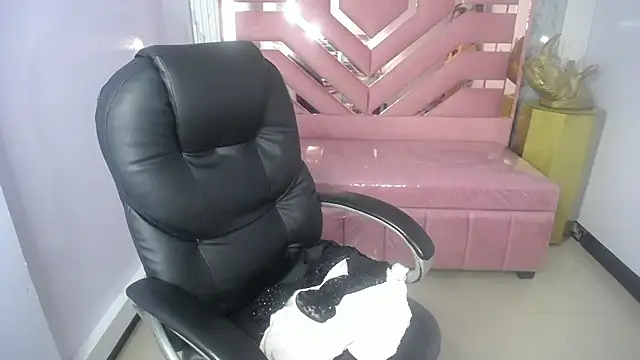 Mia_Pink_ch live
