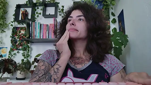 TaliMajesty live