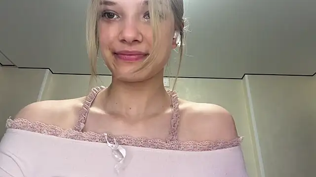Carolini_i live