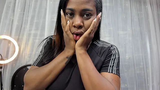 KatieGomez live