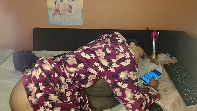 Tiny_Latifah live