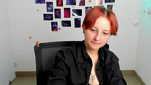 Dilara_Kiss_ live