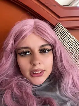 Selena_Roa live