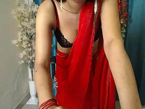 Naughtyy_Ranii01 live