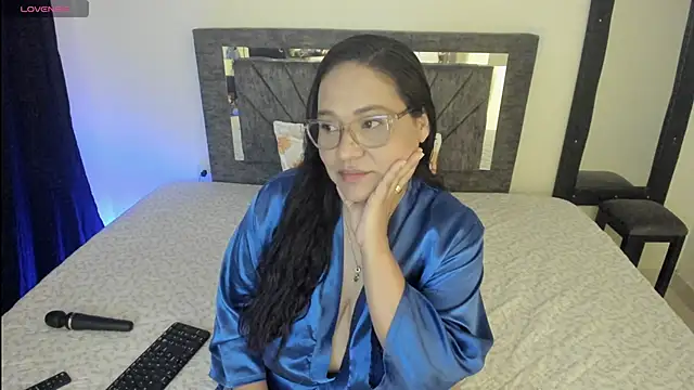 Laurasofia01 live